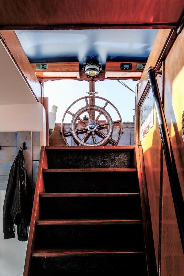B&B Woonschip Robbedoes Amersfoort Eksteriør bilde